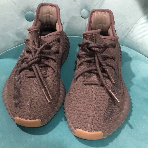 ✅ Yeezy “Cinder” Non-Reflective size 5! Worn Once ✅ - Picture 2 of 16